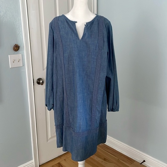 Lands' End Dresses & Skirts - Lands End shirt dress size M